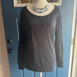 SO Perfect Long Sleeve Tee-Large/PTP 19”